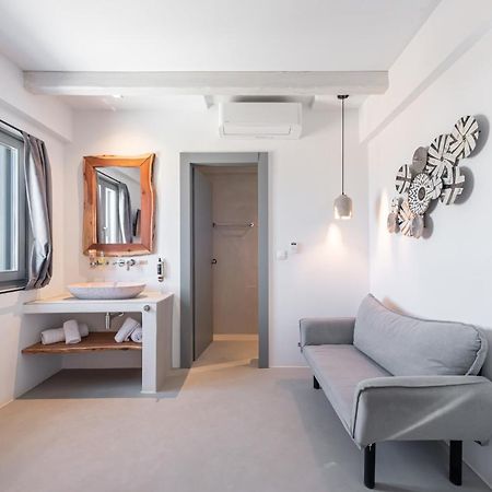 Paros Cape Suites เนาซา ภายนอก รูปภาพ