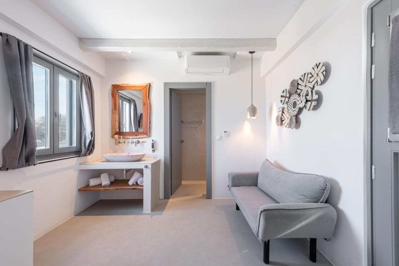Paros Cape Suites เนาซา ภายนอก รูปภาพ