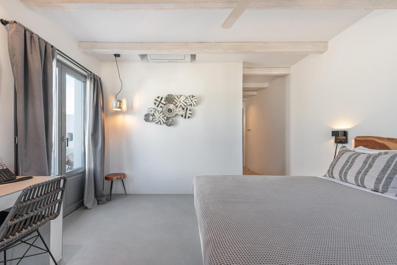 Paros Cape Suites เนาซา ภายนอก รูปภาพ
