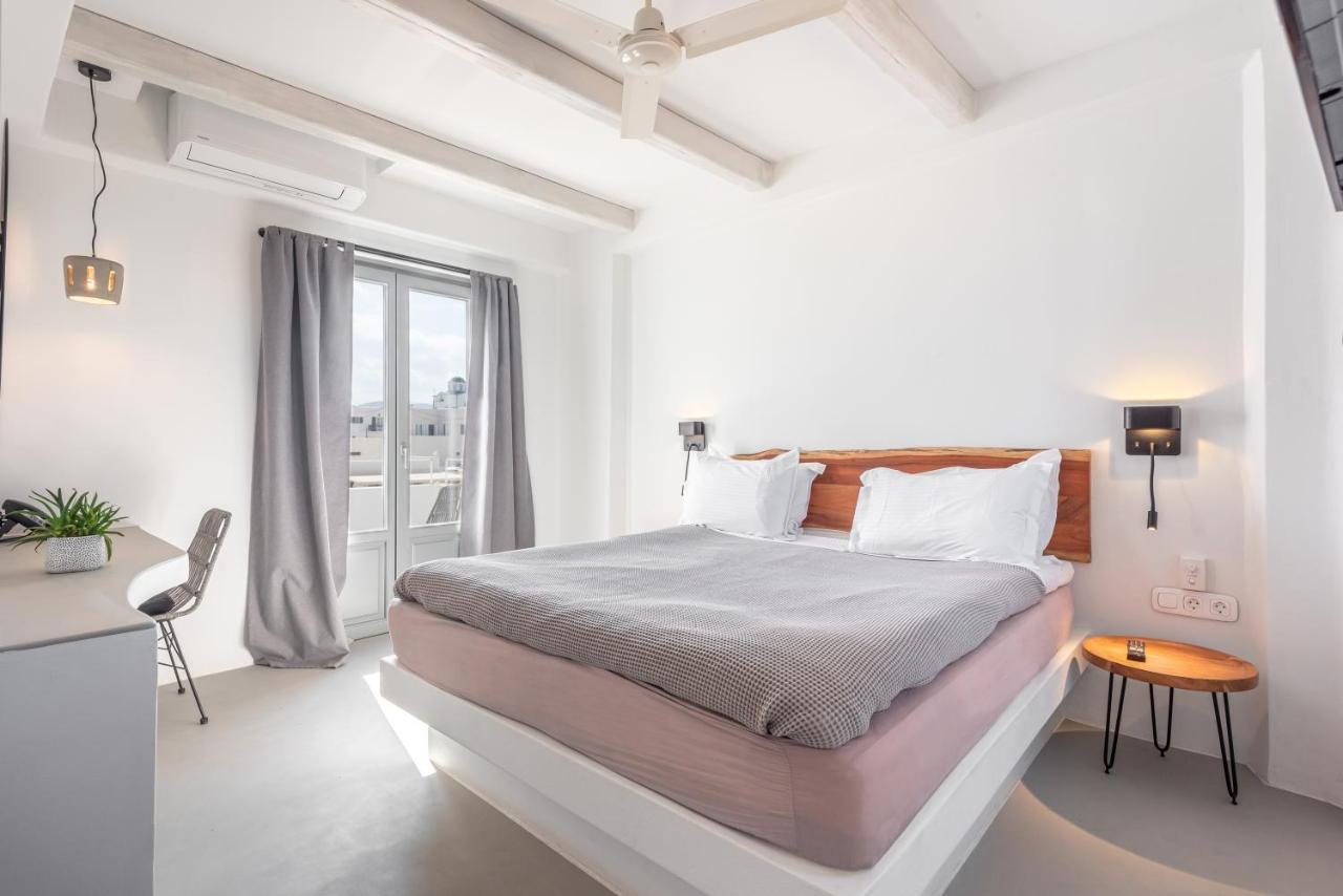 Paros Cape Suites เนาซา ภายนอก รูปภาพ